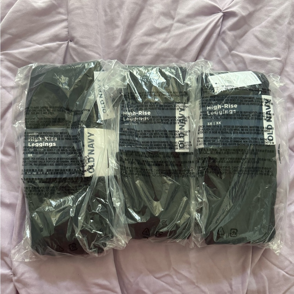 Leggings.